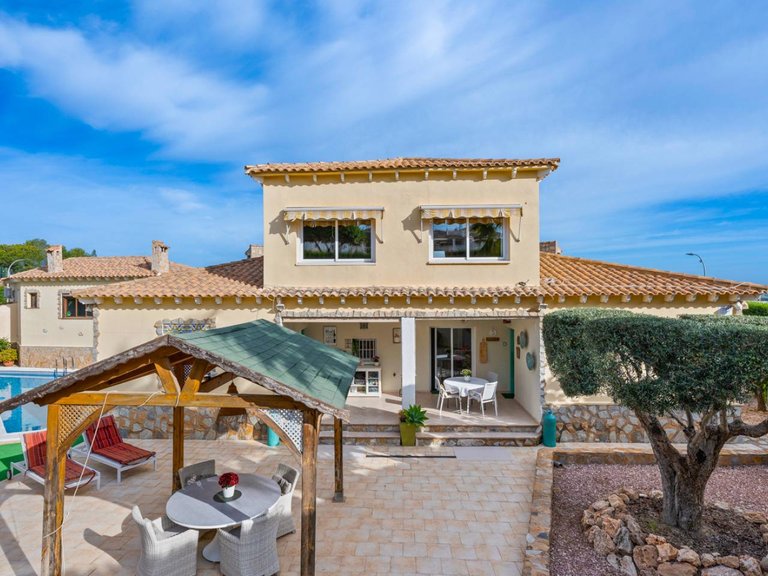 Villa for Sale in Castillo De Montemar, Algorfa, Alicante 40