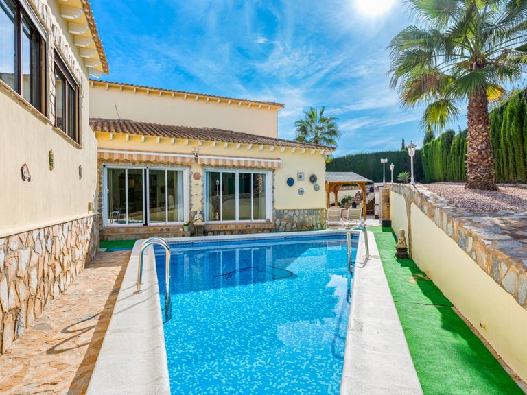 Villa for Sale in Castillo De Montemar, Algorfa, Alicante 32