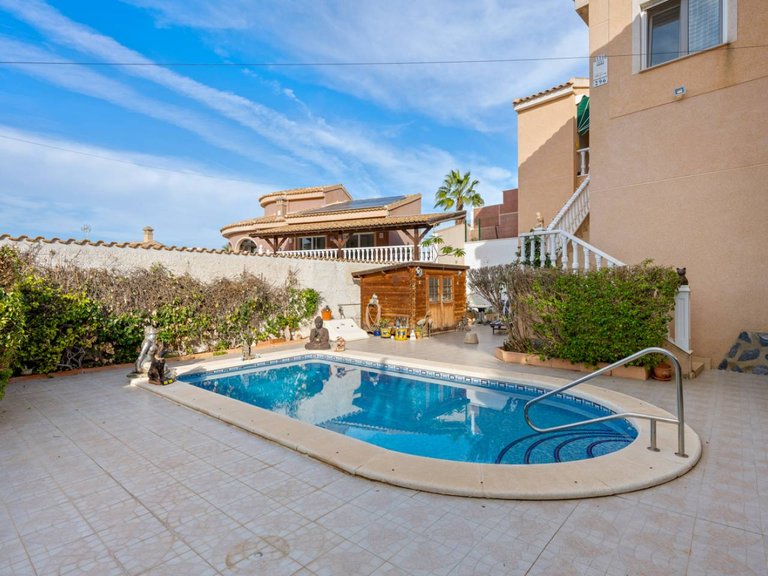 Villa for Sale in Ciudad Quesada, Alicante 20
