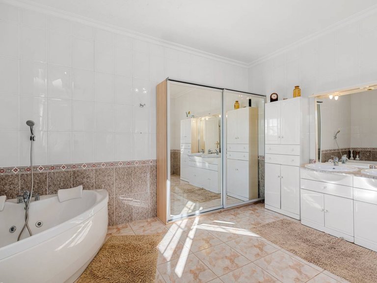 Country House for Sale in Los Montesinos, Alicante 11