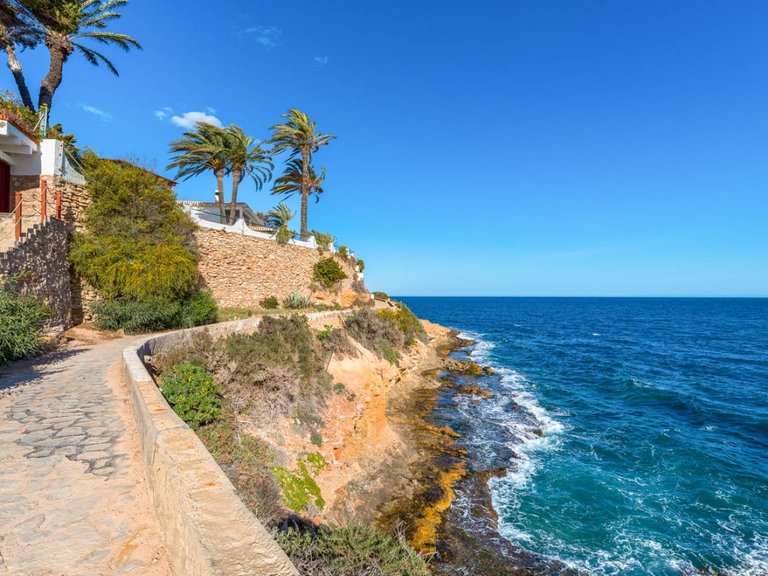 Apartment for Sale in Cabo Roig, Alicante 33