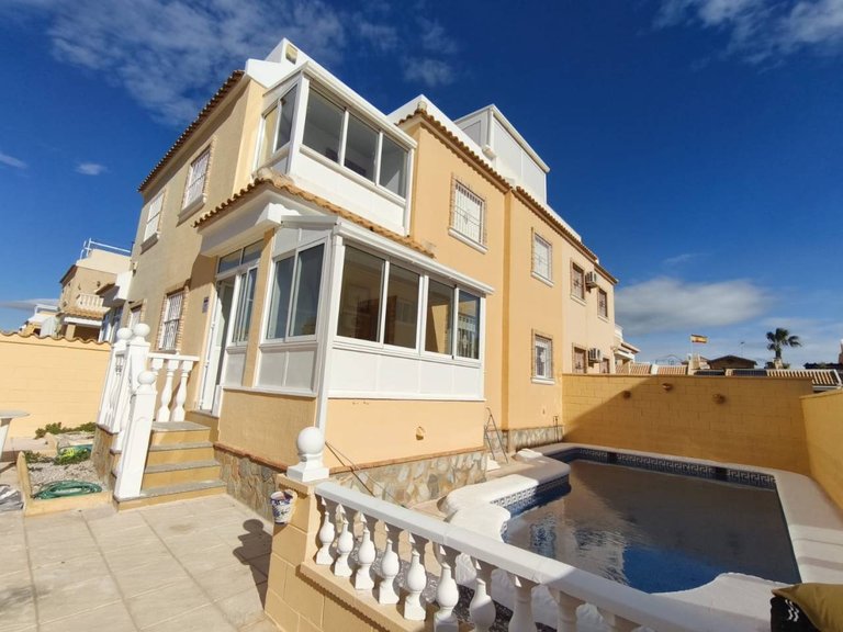 Villa for Sale in Lo Marabú, Ciudad Quesada, Alicante 1