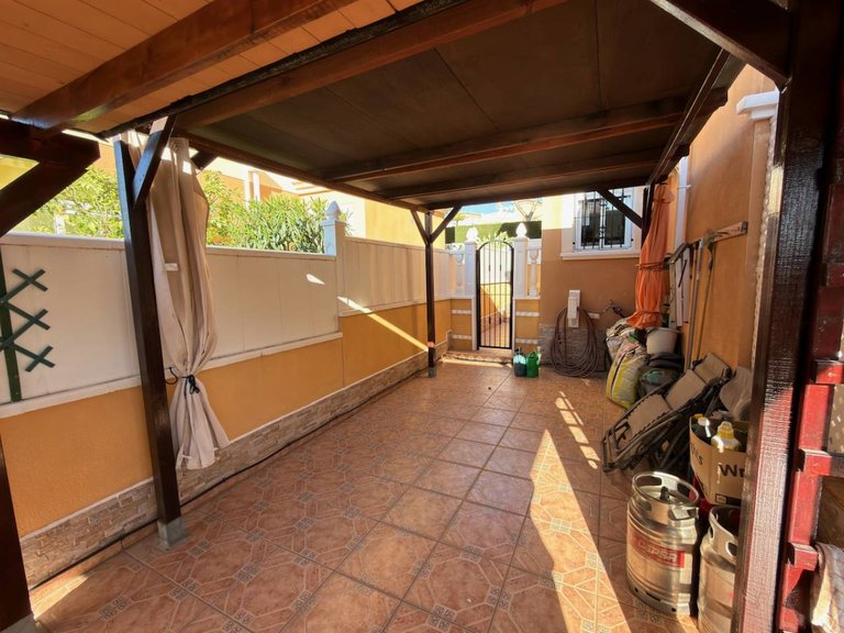 Villa for Sale in Lo Crispin, Alicante, 15