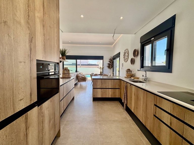 Villa for Sale in Rafal, Alicante, 2