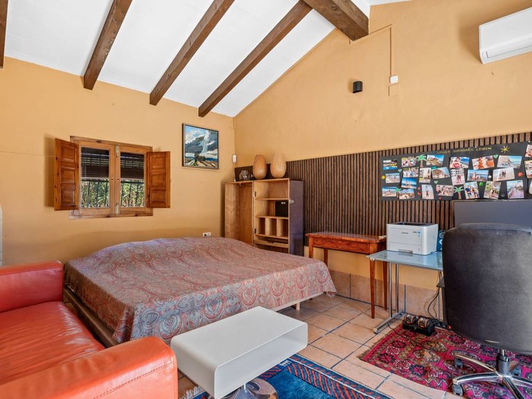 Country House for Sale in Rafal, Alicante, 31