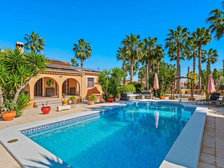 Country House for Sale in Rafal, Alicante, 2