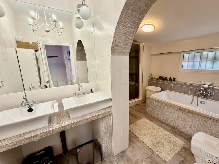 Villa for Sale in Almoradi, Alicante, 14