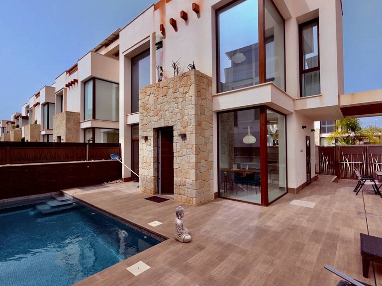 Villa for Sale in Ciudad Quesada, Alicante, 1