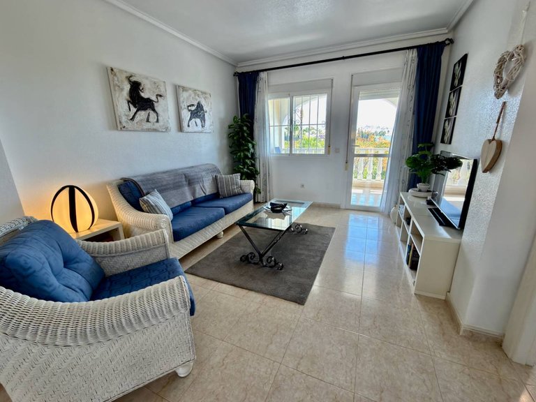 Apartment for Sale in Ciudad Quesada - Doña Pepa, Ciudad Quesada, Alicante 2