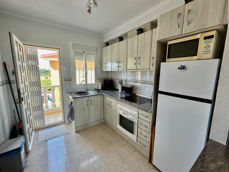 Apartment for Sale in Ciudad Quesada - Doña Pepa, Ciudad Quesada, Alicante 4