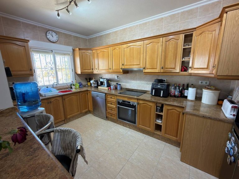 Country House for Sale in Catral, Alicante 4