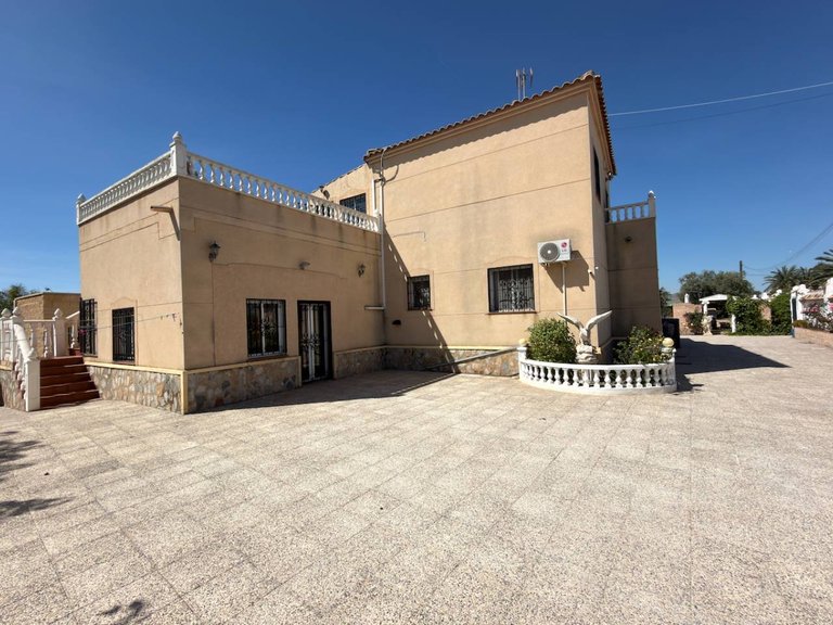 Country House for Sale in Catral, Alicante 18