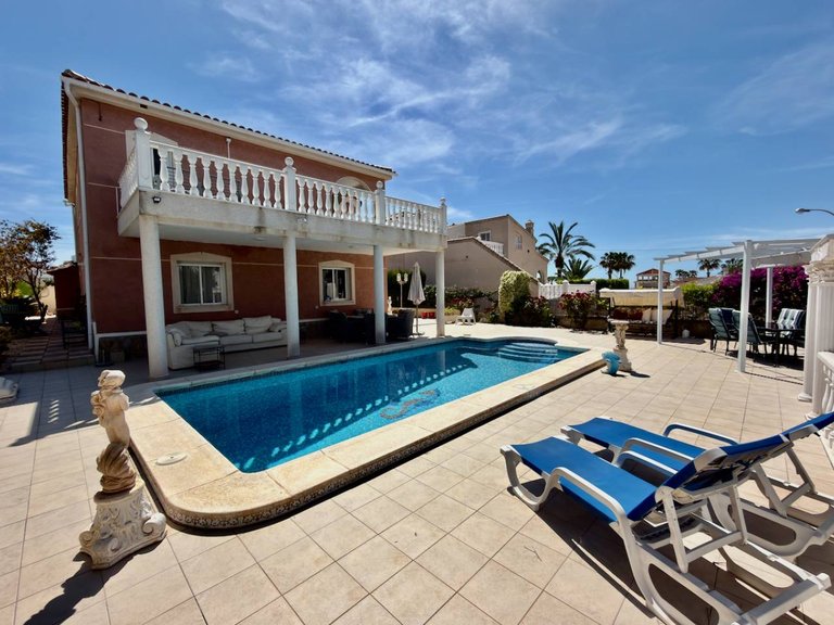 Villa for Sale in Ciudad Quesada, Alicante 26