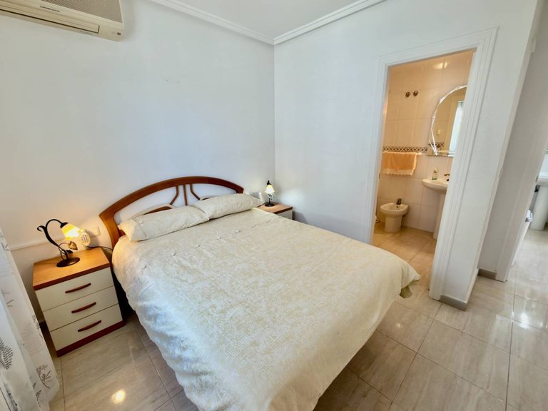 Villa for Sale in Benimar, Alicante 9