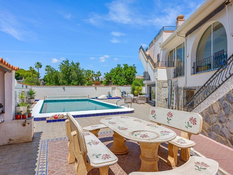 Villa for Sale in Ciudad Quesada, Alicante, 27