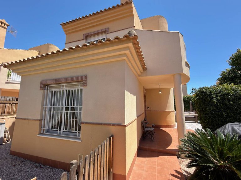 Villa for Sale in Doña Pepa, Ciudad Quesada, Alicante 1