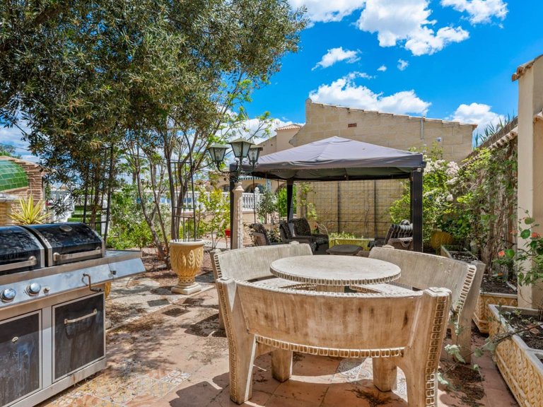 Country House for Sale in Catral, Alicante, 29