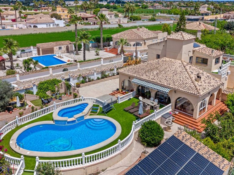 Country House for Sale in Catral, Alicante, 1