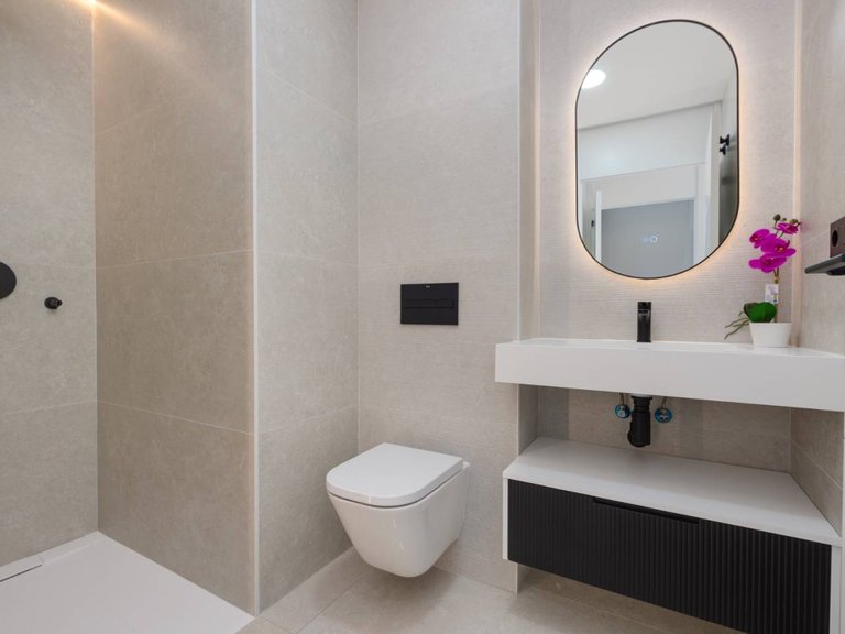 Apartment for Sale in Guardamar Del Segura, Alicante, 12