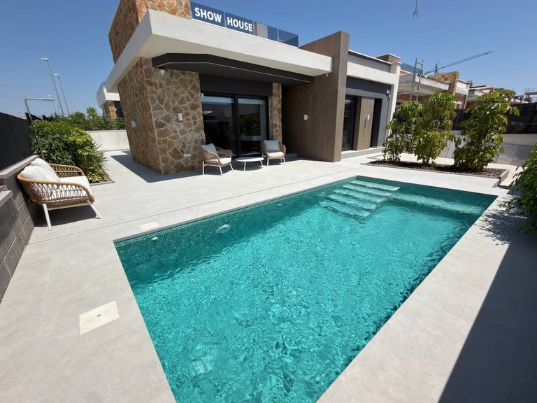 Villa for Sale in Ciudad Quesada, Alicante 1