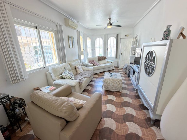 Villa for Sale in Rojales, Alicante 2