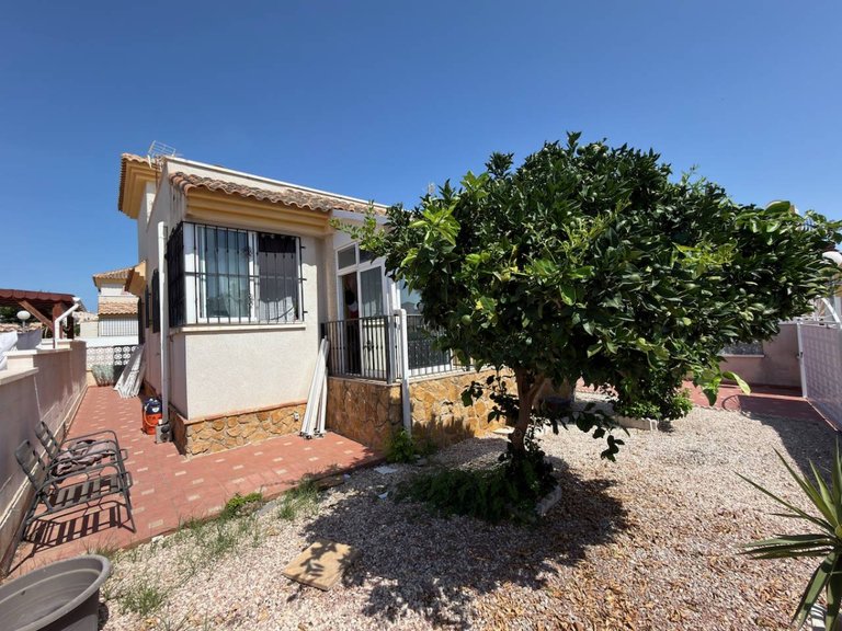 Villa for Sale in Algorfa, Alicante 16