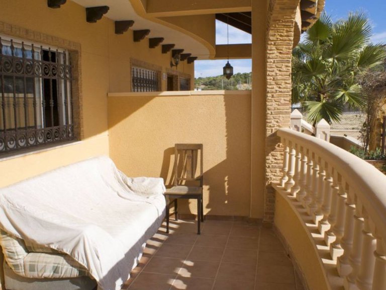 Villa for Sale in Guardamar Del Segura, Alicante 9