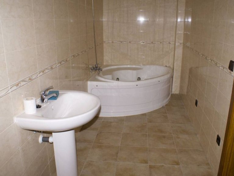 Villa for Sale in Guardamar Del Segura, Alicante 5