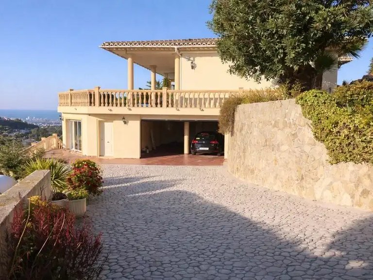 Villa for Sale in Moraira, Alicante 22