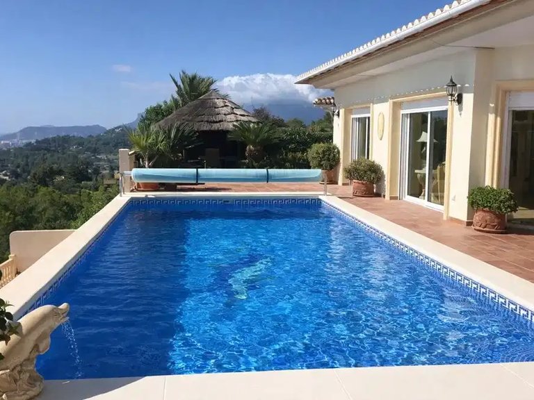 Villa for Sale in Moraira, Alicante 16