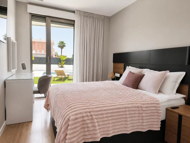 Villa for Sale in Santa Pola, Alicante 12