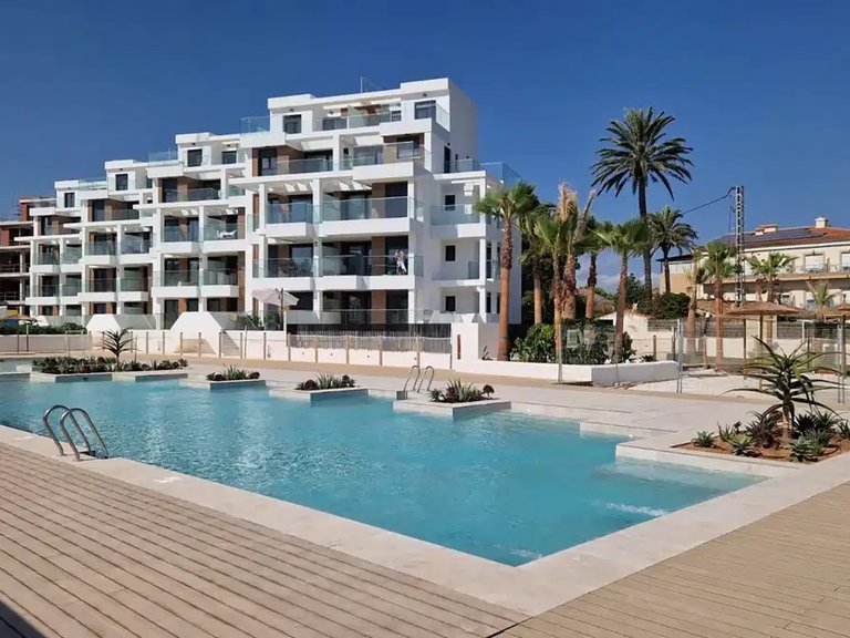 Town House for Sale in Dénia, Alicante 2