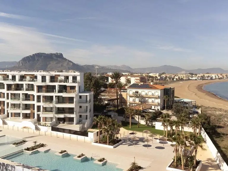 Town House for Sale in Dénia, Alicante 4