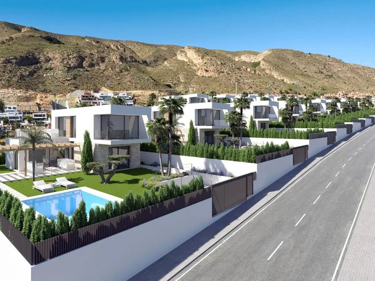 Villa for Sale in Finestrat, Alicante 3