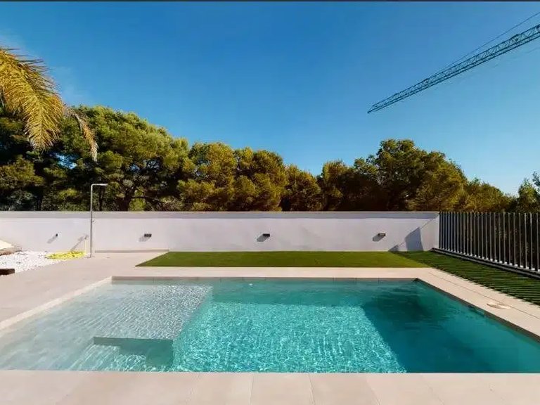 Villa for Sale in La Nucia, Alicante 2