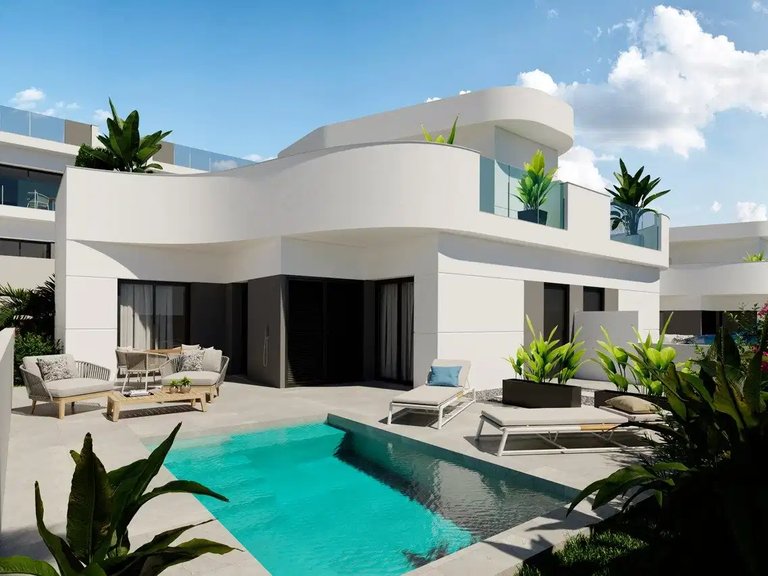 Town House for Sale in Torrevieja, Alicante 1