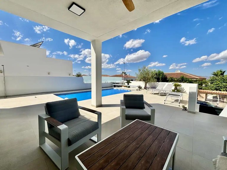 Villa for Sale in Rojales, Alicante 2