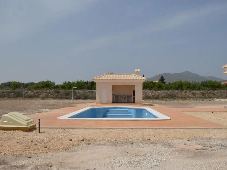 Villa for Sale in Pinoso, Alicante 4