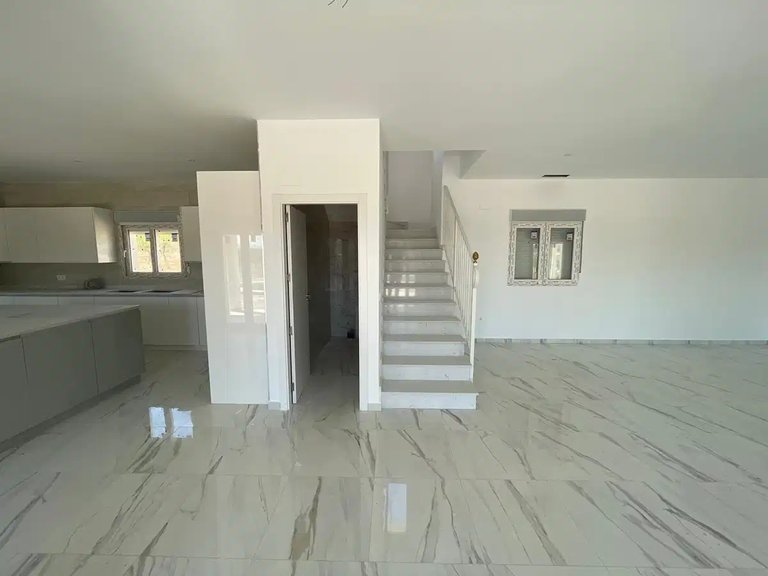 Villa for Sale in Pinoso, Alicante 2