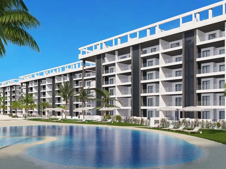 Penthouse for Sale in Torrevieja, Alicante 4