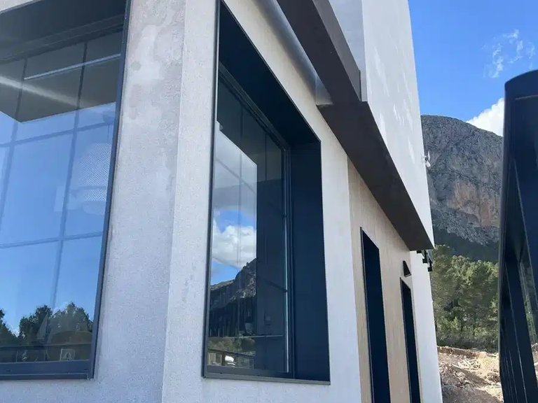 Town House for Sale in Polop, Alicante 9