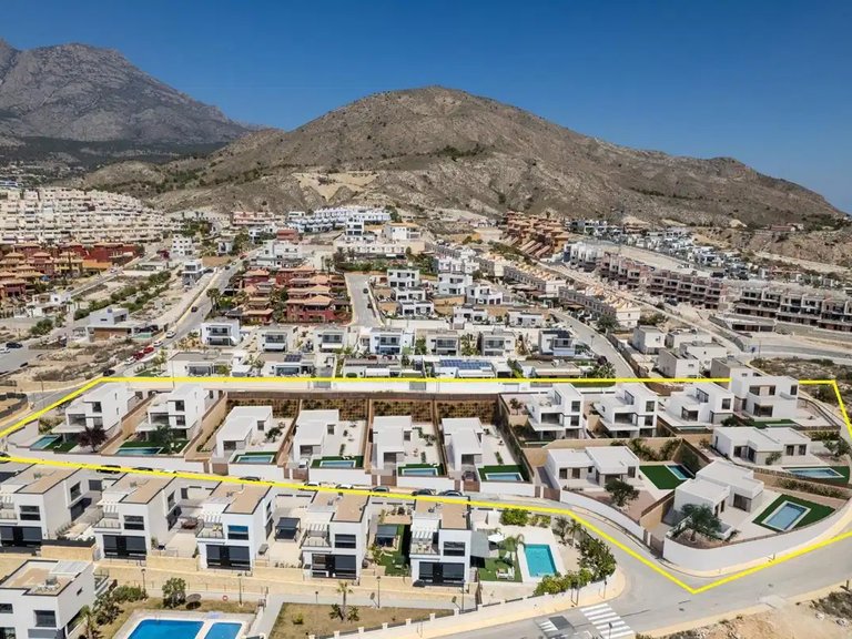 Villa for Sale in Finestrat, Alicante 14