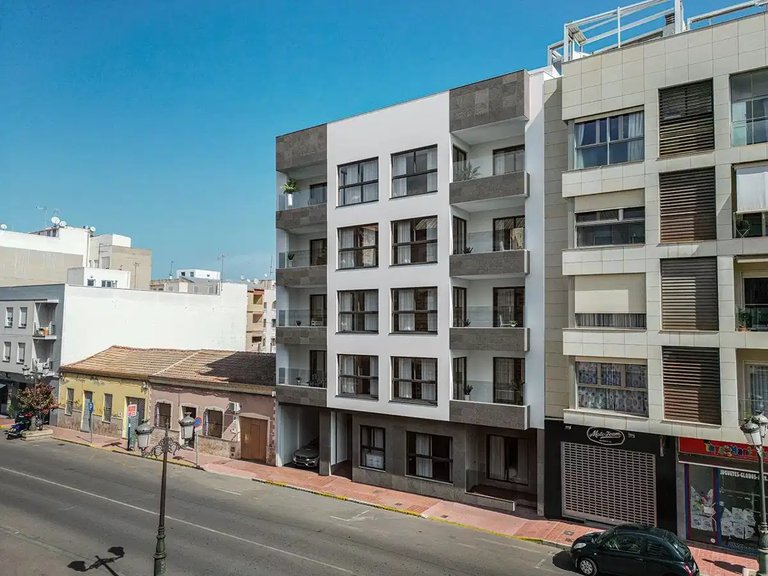Penthouse for Sale in Guardamar Del Segura, Alicante 1