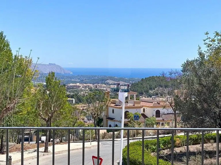 Villa for Sale in Polop, Alicante 2