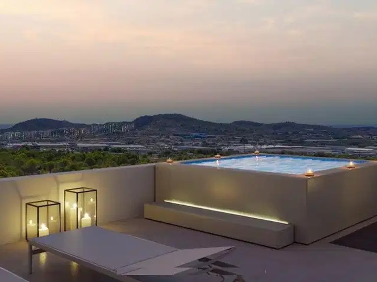 Penthouse for Sale in Finestrat, Alicante 4