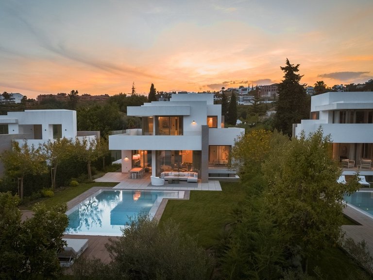 Town House for Sale in Estepona, Malaga 19