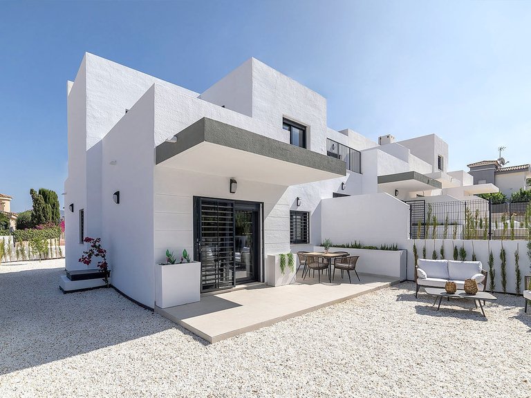 Town House for Sale in Busot, Alicante 7