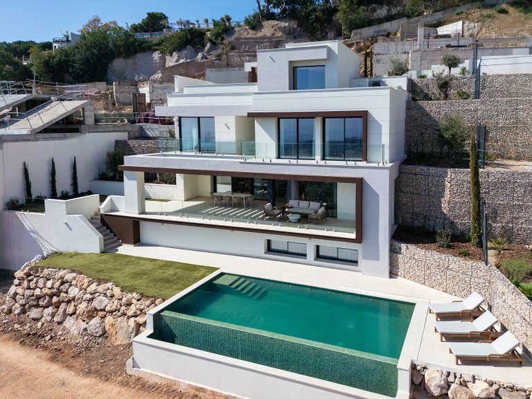 Town House for Sale in Málaga, Malaga 1