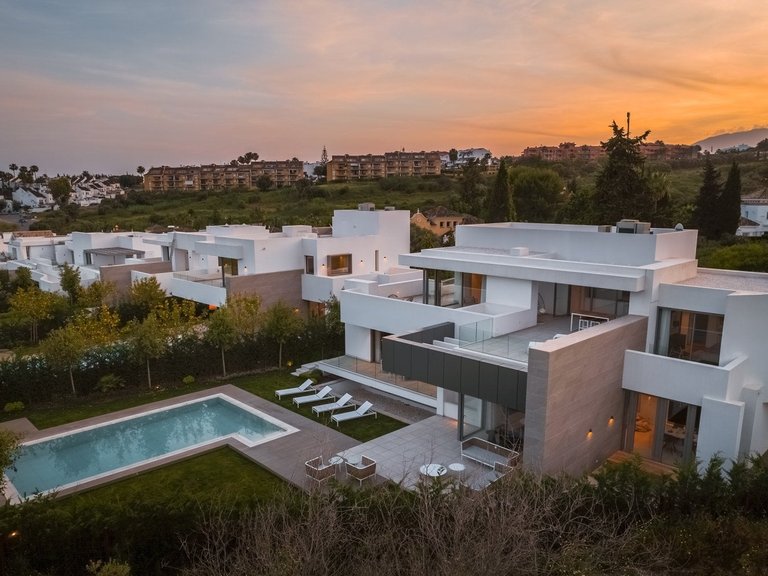 Town House for Sale in Estepona, Malaga 15