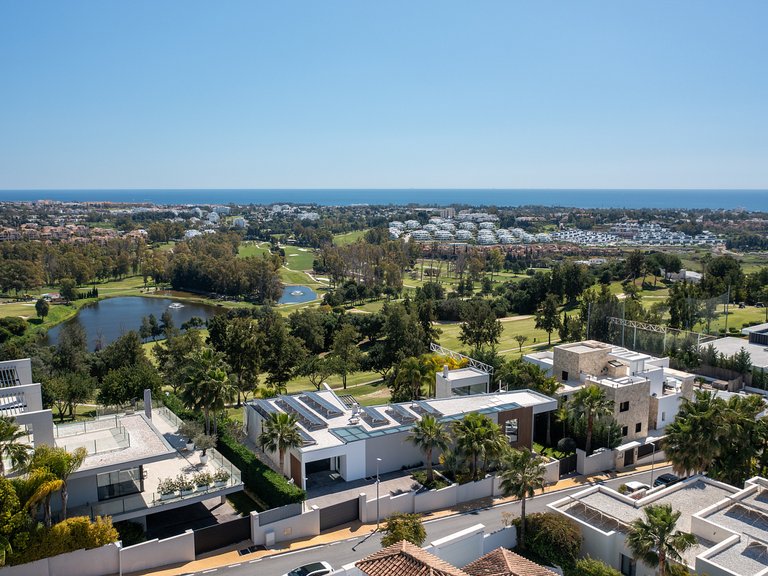 Town House for Sale in Benahavís, Malaga 4